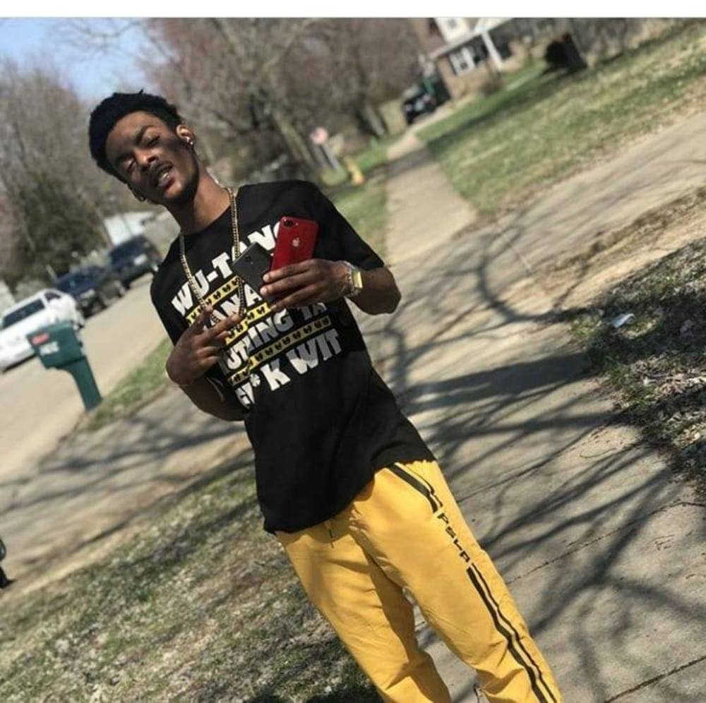 Meet your Posher, Isaiah